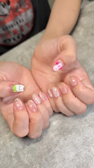 ネイル shino🌟 痛ネイルのネイルデザイン