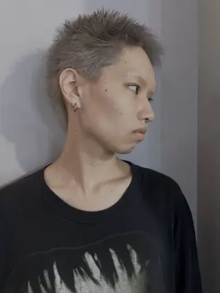 メンズ ウルフ、レイヤー 、メンズカットSHOのヘアスタイル