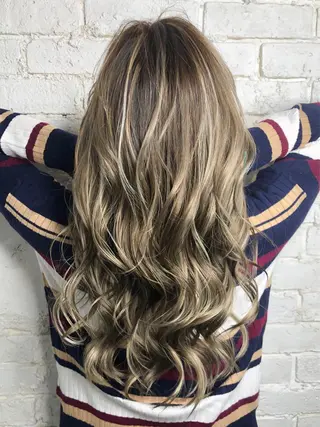 ロング カラー welring hair salonのヘアスタイル