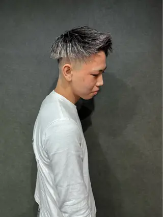 カラー パーマ メンズ Les Mainsのヘアスタイル
