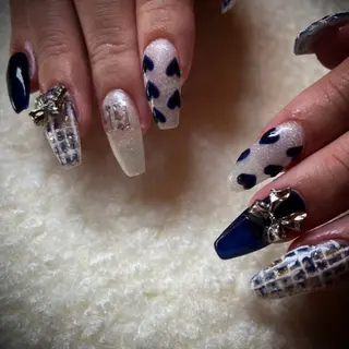 ネイル 💎ラピスラズリ💎 RIONAのネイルデザイン