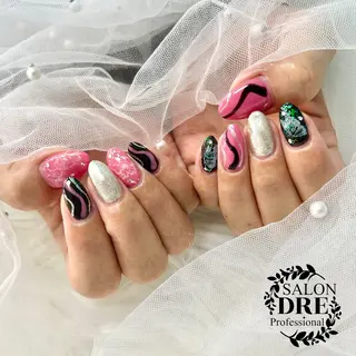 ネイル salonDRE MIKAのネイルデザイン