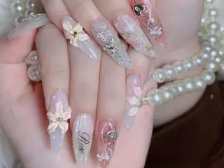 ネイル Lumi Shinokuboのネイルデザイン
