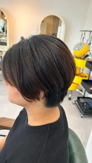 ショート TERUYA shionのヘアスタイル