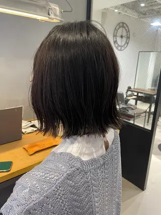 ミディアム 暖色カラー🍊 ボブ🌿顔周りcutのヘアスタイル
