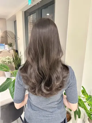 ロング カラー 透明感カラー🌿 グレージュ🐺陽介のヘアスタイル