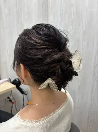セミロング ヘアアレンジ 🎀 REINAのヘアスタイル
