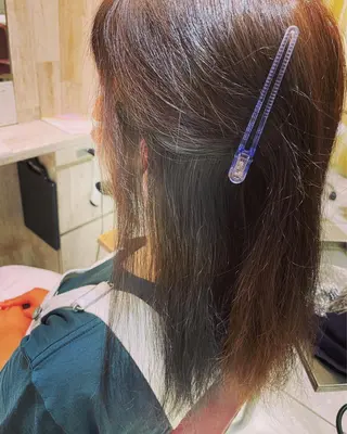 カラー 😈サクマ シオン😈のヘアスタイル