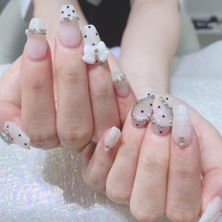 ネイル Queens テイのネイルデザイン
