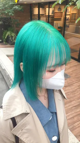 セミロング カラー デザインカラー🎨 下北沢 / 磯部のヘアスタイル