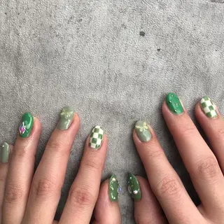 ネイル thrush nailsのネイルデザイン