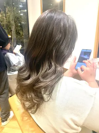 ロング 斉藤大河 カラー/縮毛矯正のヘアスタイル