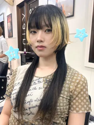 ミディアム カラー ウルフ🦋小顔・ 顔周り❤︎ ͛めいのヘアスタイル