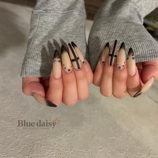 ネイル Blue daisy 栄本店のネイルデザイン