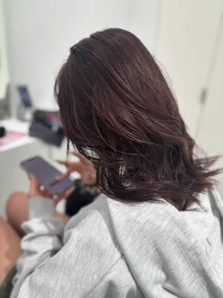 カラー 流行りの透明感カラー ×縮毛矯正🤍ユウのヘアスタイル