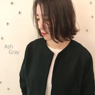 ミディアム カラー 市川 千夏のヘアスタイル