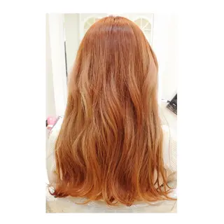ロング カラー 荒山 栞奈のヘアスタイル