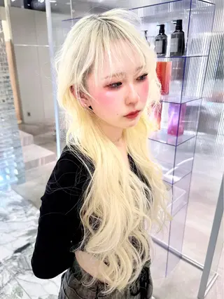 ロング カラー RIHO🎀栄 ハイトーン×顔周りのヘアスタイル