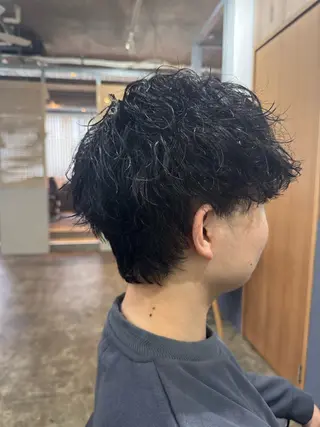 ショート パーマ メンズ くせ毛多毛特化 高橋　淳のヘアスタイル