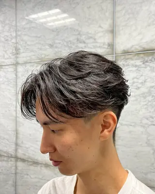 メンズ 京都/烏丸 /波巻き/フェザーのヘアスタイル