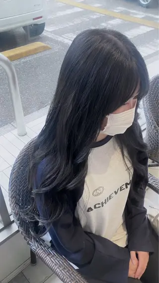 ロング カラー 中井 洋那のヘアスタイル