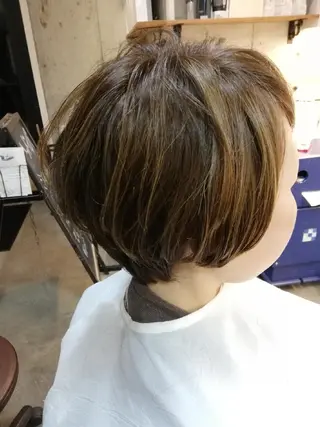 ショート カラー ★竹本 千春★のヘアスタイル