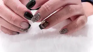 ネイル Spiky とうげ ふうかのネイルデザイン