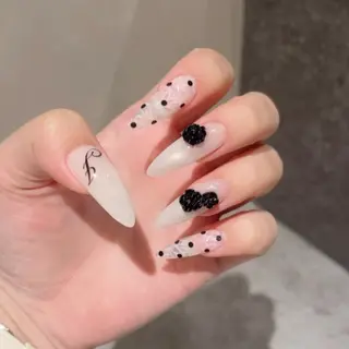 ネイル hana 🎀💫のネイルデザイン
