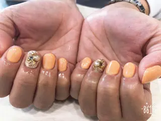 ネイル ネイリスト 土橋 由季のネイルデザイン