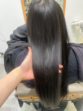 ロング NANA/ハイトーン メンズパーマのヘアスタイル