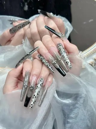 ネイル Eli Muse 新宿ネイルのネイルデザイン