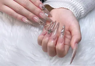 ネイル B·U Nail大宮 長さだし専門店のネイルデザイン