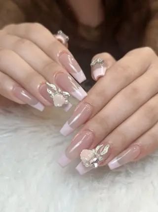 ネイル Lisa Nail Salonのネイルデザイン