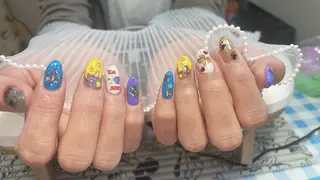 ネイル 三原 麻佑のネイルデザイン