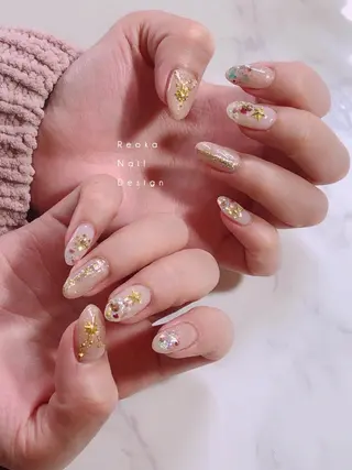 ミディアム ネイル Blowe ニュアンスのネイルデザイン