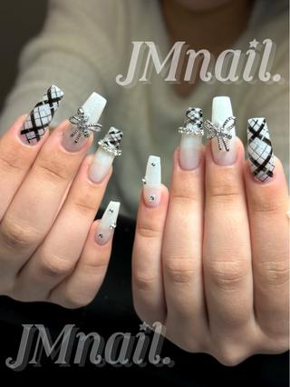 ネイル モンナ CCのネイルデザイン