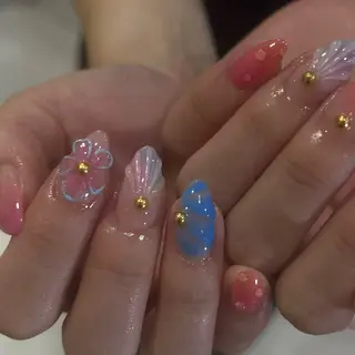 ネイル 相沢 さやかのネイルデザイン