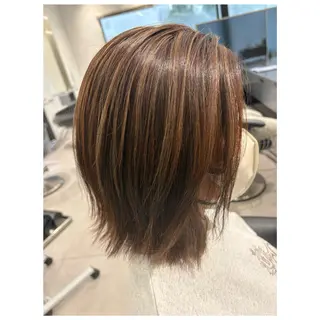 セミロング カラー 透明感ブリーチカラー 💙髙良恵美👑のヘアスタイル