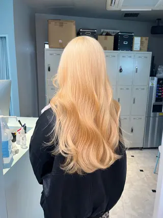 ロング カラー ブリーチカラー 🩵MIZUKIのヘアスタイル