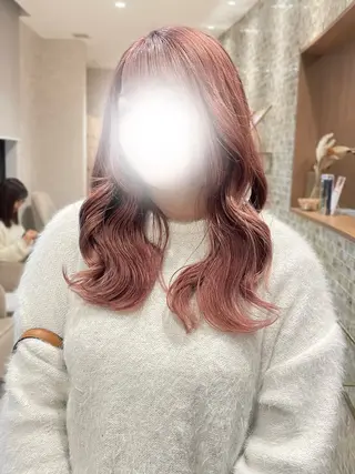 ロング カラー 松崎 咲和のヘアスタイル
