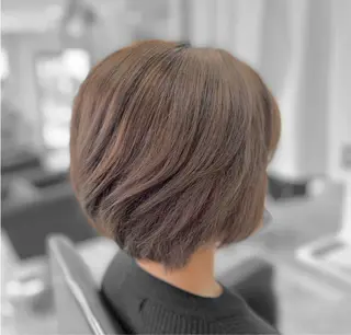 ショート 鈴木遥幾 艶髪特化美容師のヘアスタイル