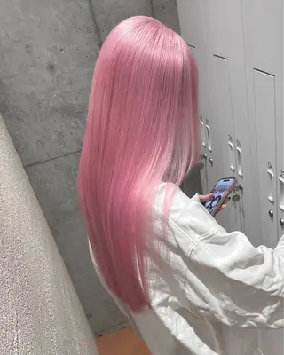 ロング カラー ブリーチ毛の縮毛矯正 ハイトーン/岡本智樹のヘアスタイル