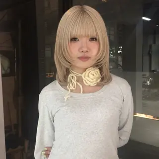 ミディアム みゅう🐾ハイトーン /レイヤーカットのヘアスタイル