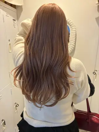 セミロング nacoハイトーン ベージュ🤍のヘアスタイル