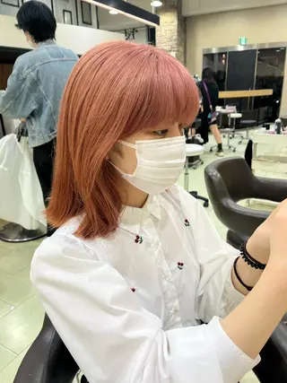 ミディアム カラー 海外girl🤎 透明感ベージュmaoのヘアスタイル