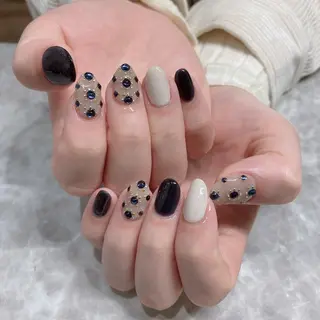 ネイル 長谷川 奈緒美のネイルデザイン
