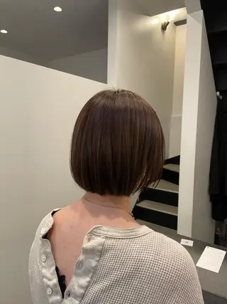 ショート カラー やまさきえりこ ニュアンスパーマのヘアスタイル