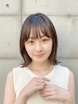 ミディアム カラー 🫧透明感/ツヤ髪/ ベージュ いちご🍓のヘアスタイル