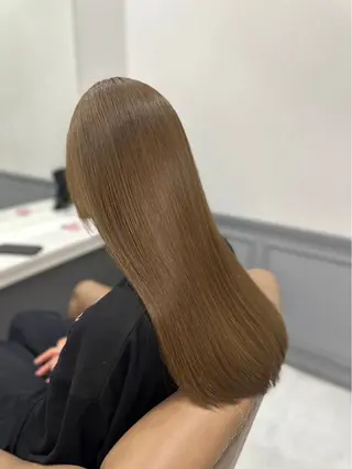 ロング カラー 🎀tomoka🎀 髪質改善/ハイトーンのヘアスタイル