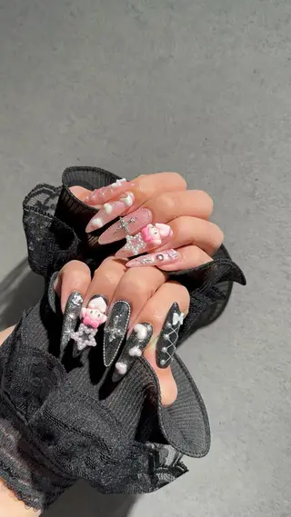 ネイル I-nailロング /ワンホン/キラキラのネイルデザイン